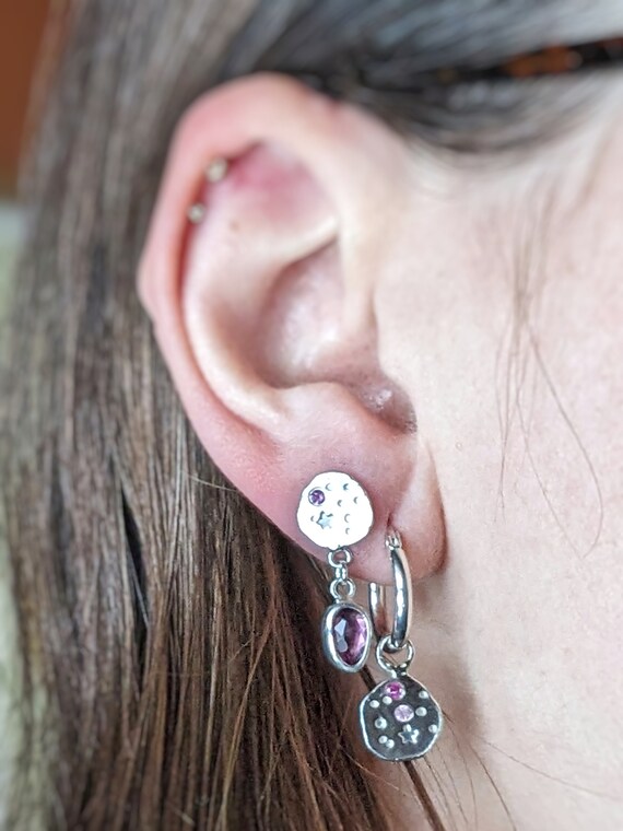 Boucles D'oreilles En Argent 925 Avec Spinelles, Grenats Et Saphirs - Pendantes Dormeuses - Neuf Avec étiquettes