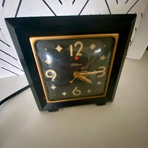MCM Electric Telechron Clock Glamour Model