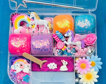 Unicorn Play Dough Kit, Kinetic Sand Sensory Bin, Girls Birthday Gift (Age 3+)
