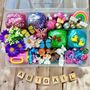 Happy yard ,pets Play-Doh kit , birthday gift, playdoh kit, play doh kit, Busy Box, Sensory Kit, Kids gift, sensory, puppies