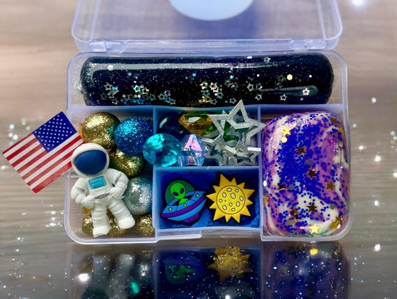 Space fun size Play dough kit, Play-Doh kit, sensory box, astronaut Play-Doh kit, space, planets, boys birthday gift, girls birthday gift