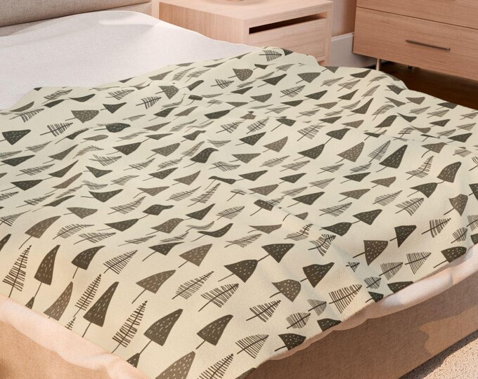Minimalist Evergreen Tree Plush Blanket: Scandinavian Cabin Decor