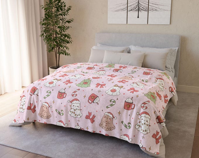 Christmas Ghost Minky Blanket: Kawaii Pastel Holiday Throw