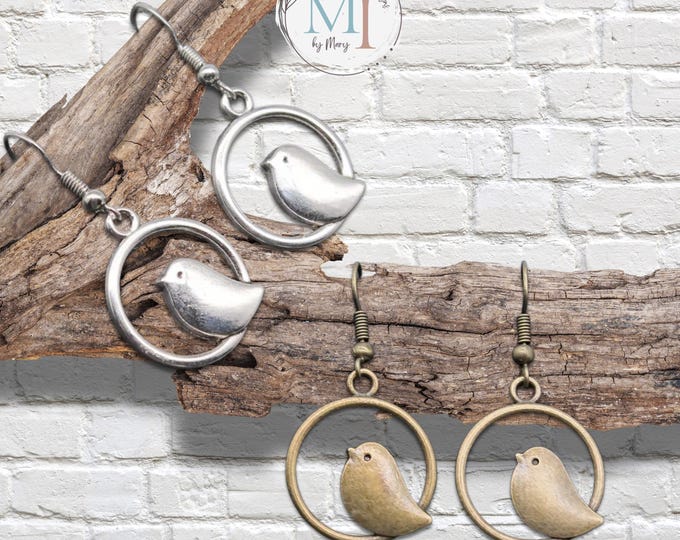 Vintage Bird Dangle Earrings | Retro Hollow Round Design in Antique Silver or Bronze | Cute Nature-Inspired Jewelry for Bird Lovers
