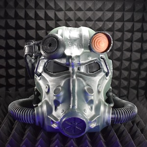 Elmetto dell'armatura atomica T60 (vernice verde militare prebellica) - Replica per cosplay - Lampada fosforescente - Termoformato + dipinto e invecchiato a mano