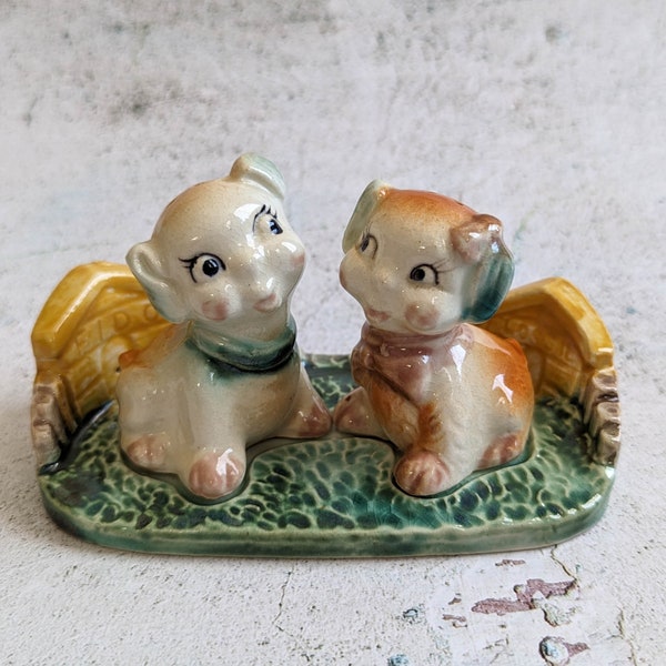 1950s Kitschy Anthropomorphic Dog Salt and Pepper Shakers, Fido and Flossie, Hand-Painted Mid-Century Ceramic