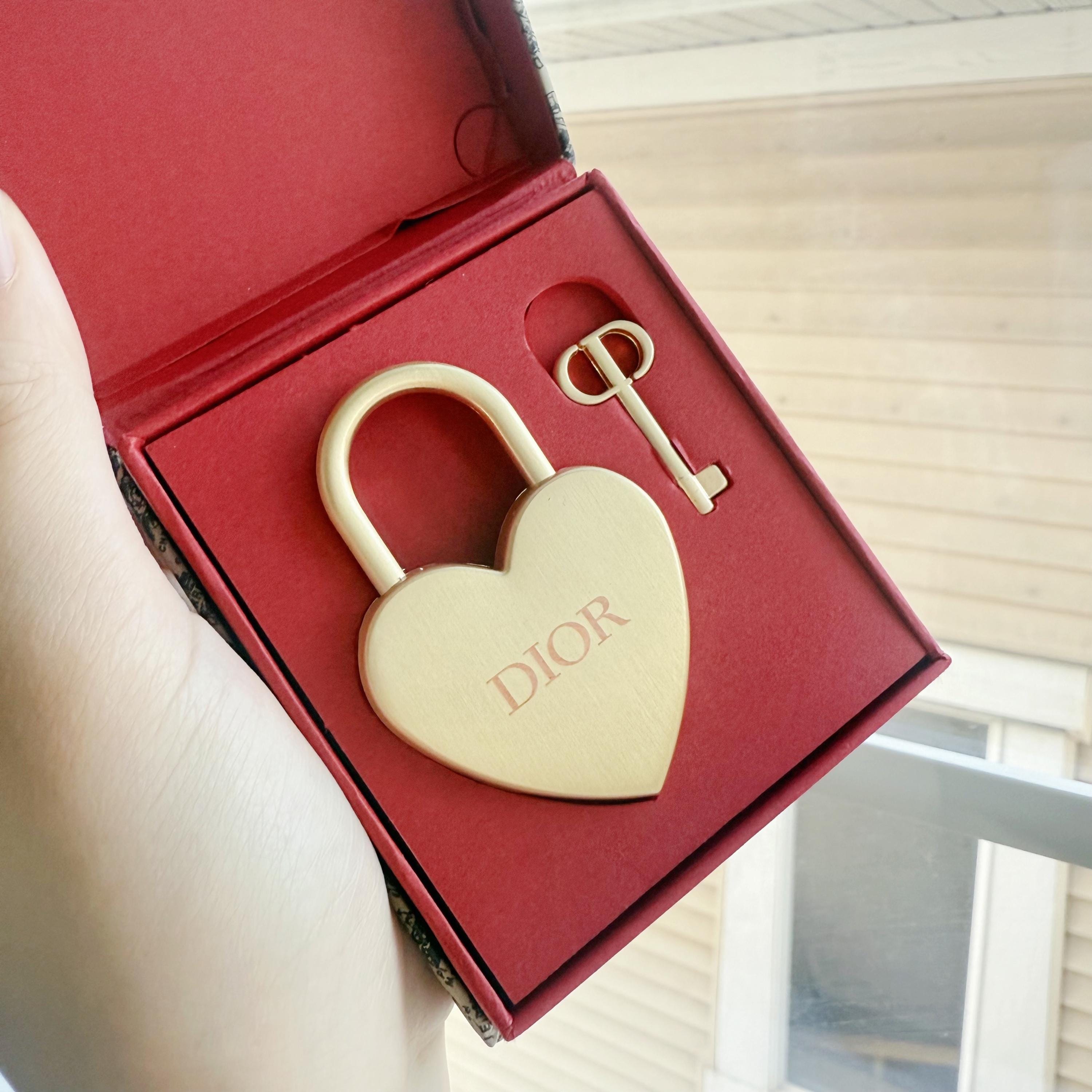 Christian Dior ディオール ブレスレット ハート 南京錠 鍵
