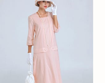 1920s, Pale peach or Pale pink Jazz Age Lawn party cotton dress, square neck