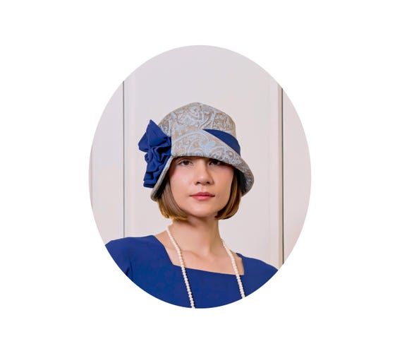 Light Blue and Brown Cloche Hat With Dark Blue Ribbon, 1920s  display picture 1