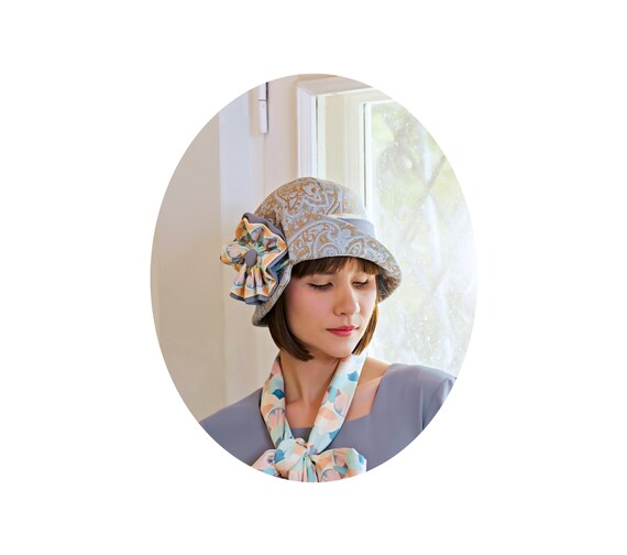 Light Blue and Brown Cloche Hat With Multicolored Art Deco  display picture 3
