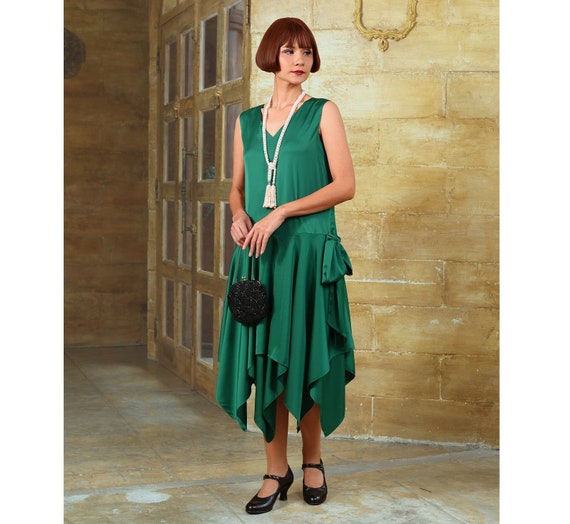 Green Roaring 20s Satin Dress With Handkerchief Skirt, Charleston Dance  Dress, Gatsby Party Dress, 1920s Evening Dress, Green Flapper Dress - Etsy