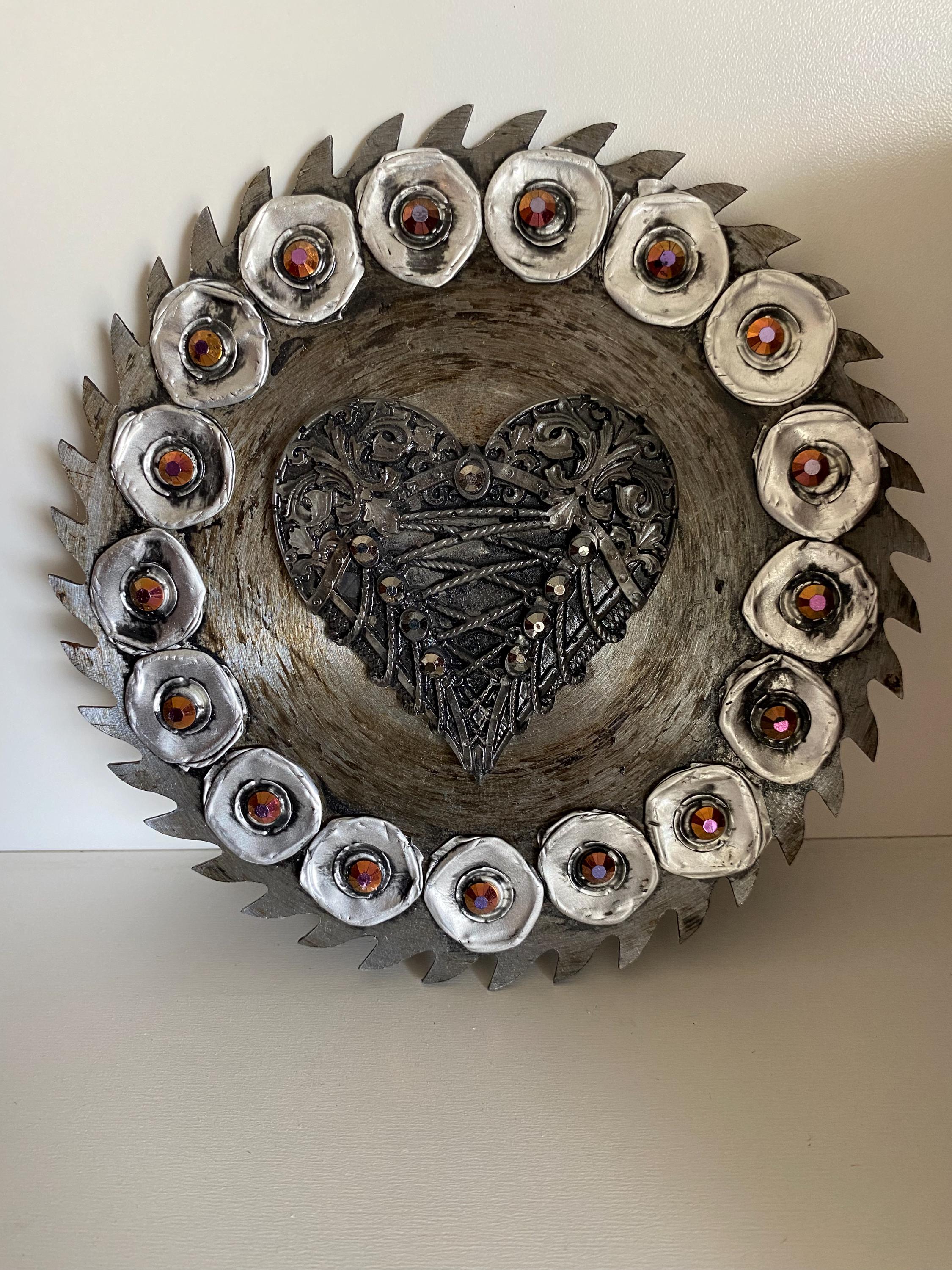 Laced Heart - Recycled Handcrafted Eco-Friendly Décor Rustic Wall Art Unique Home Gift Handmade Upcycled Metal Stone Wreath Studio - Thumbnail 4