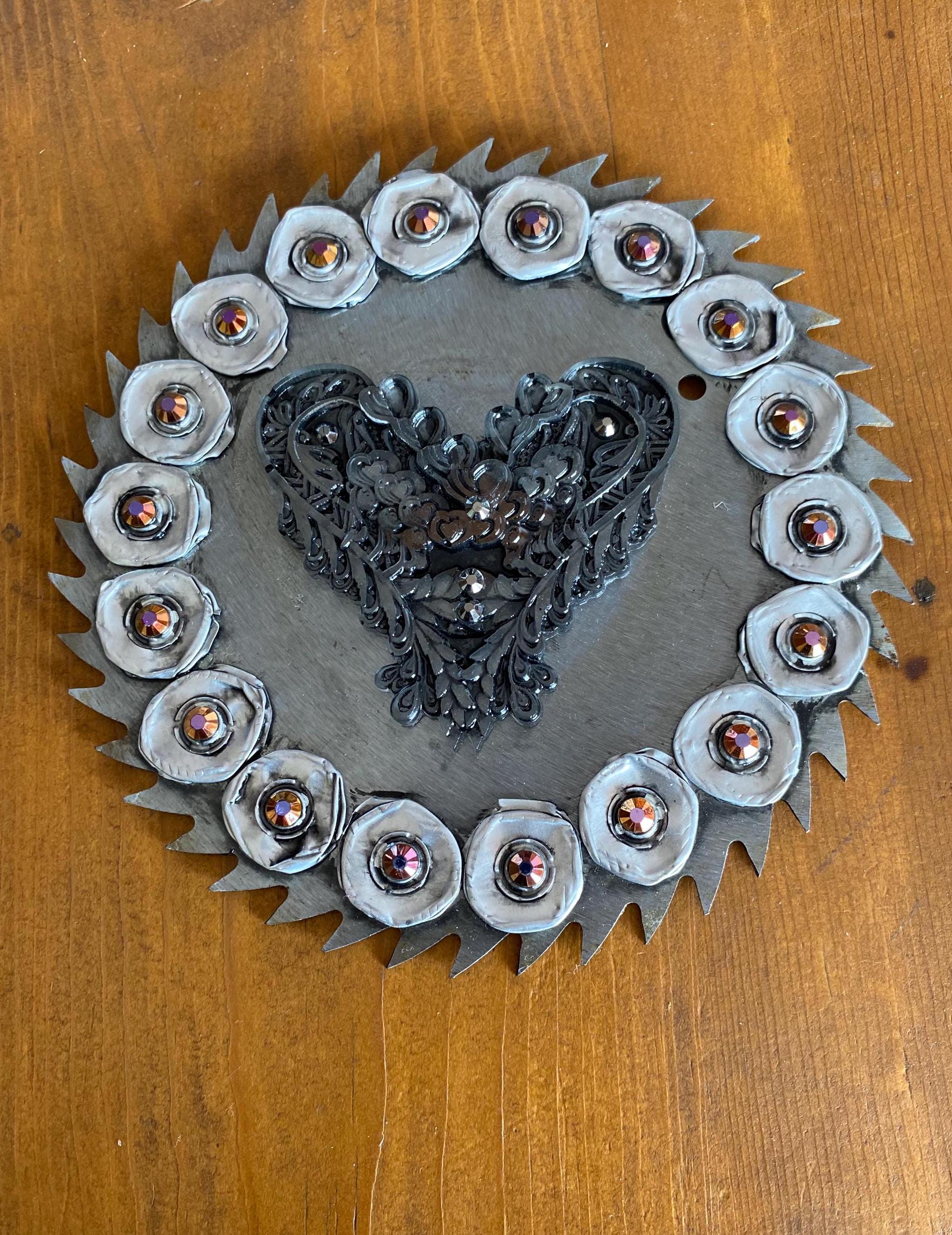 Flowery Heart - Recycled Handcrafted Eco-Friendly Décor Rustic Wall Art Unique Home Gift Handmade Upcycled Metal Stone Wreath Studio - Thumbnail 3