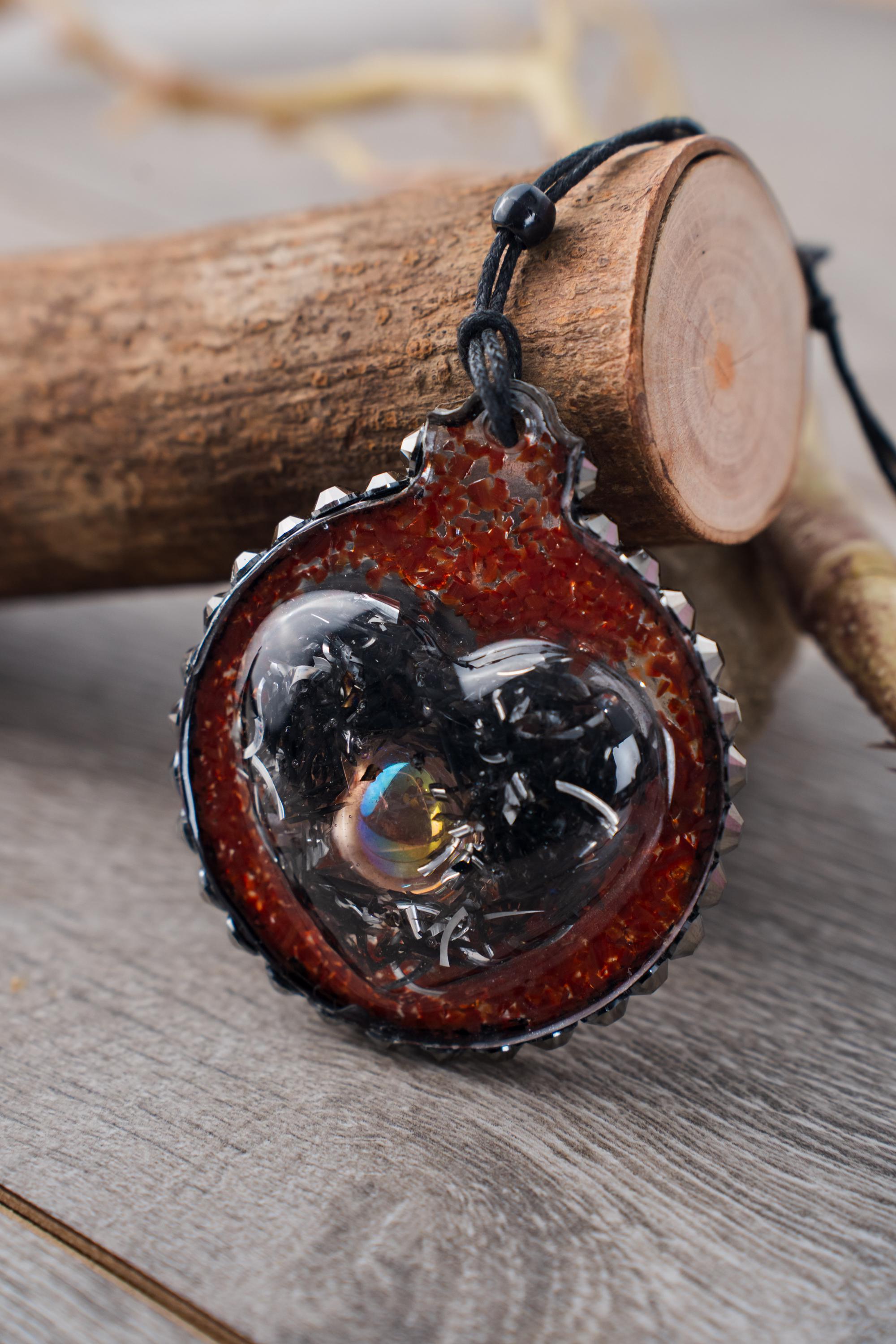 Black Red Heart - Resin ornament, handmade cabachon, black and silver shavings, red glass chips, a rhinestone halo - Thumbnail 4