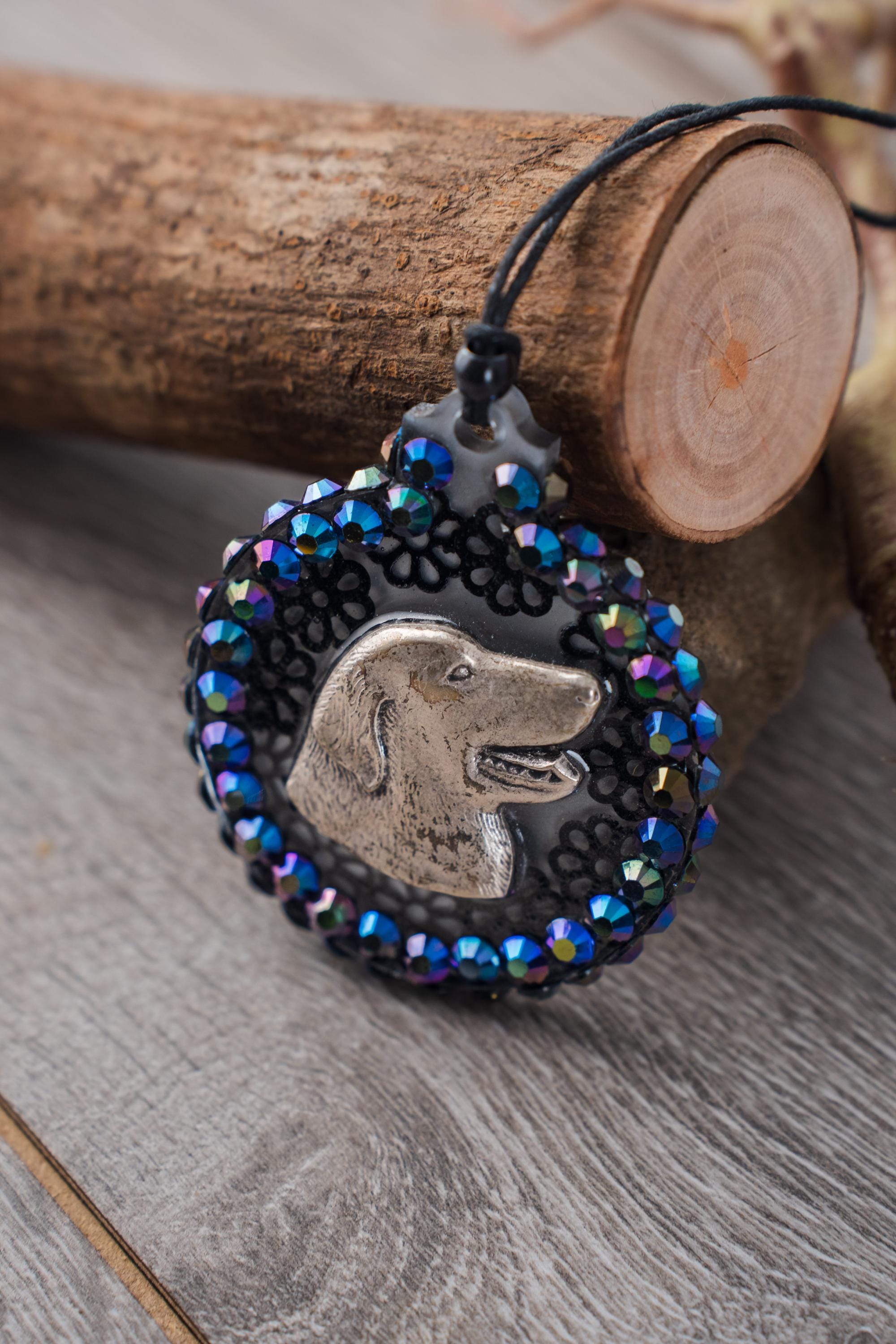 Blue Dog - Resin ornament with a dog buckle on a bed of daisies with a rhinestone halo - Thumbnail 3