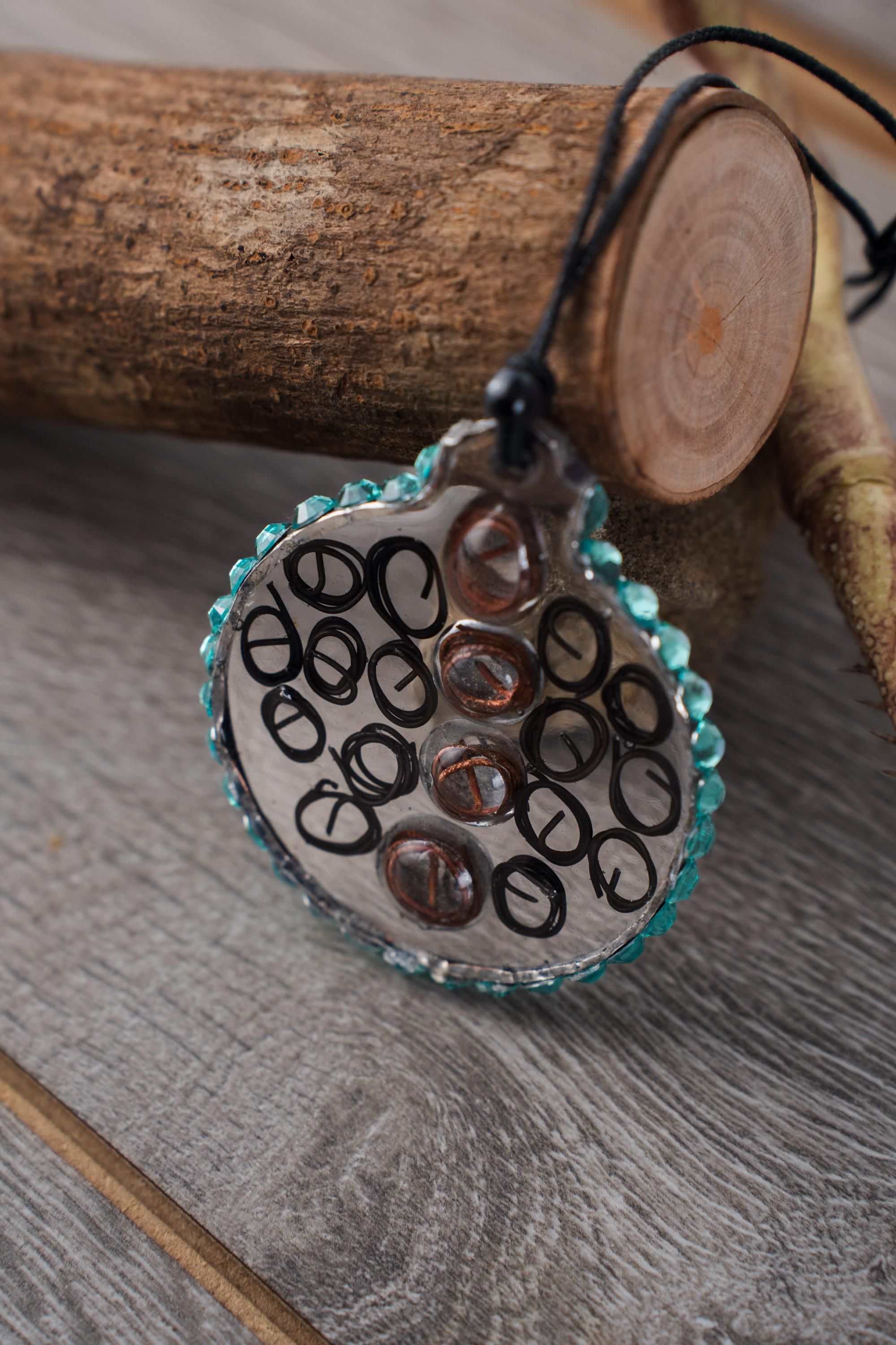 Wire Moons - Resin ornament featuring a unique theme of wire moons and a rhinestone halo - Thumbnail 3