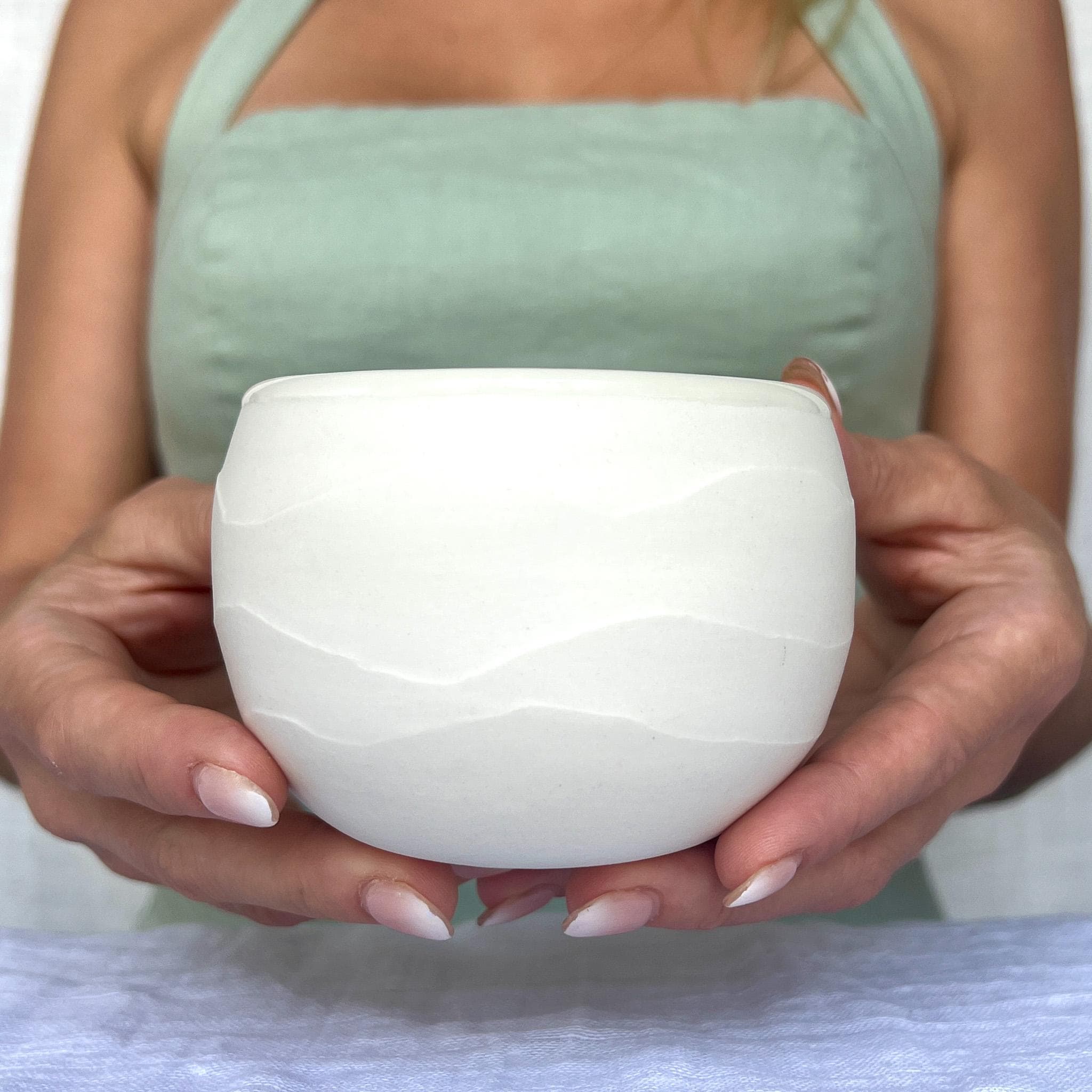 手作りのセラミック製キャンドルホルダー、磁器製の奉納用フラワー 