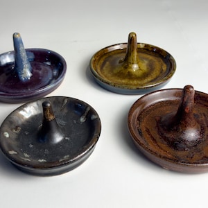 Ring Holder | Ring Dish | Jewelry Dish | Wedding Ring Holder | Wheel Thrown Ring Dish | Valentine’s Day Gift | Trinket Dish | Pottery Gift