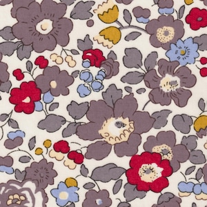 Liberty &quot;Betsy&quot; Tana Lawn Fabric in Grey and Red | Discontinued Cotton Fabric for Quilting, Sewing & Crafts
