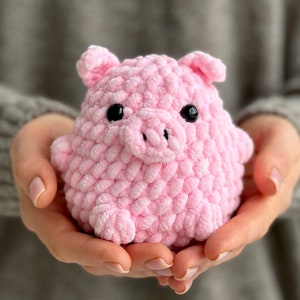 Polly the Pig Crochet Pattern | Cute Pig Plushie Pattern | Easy Amigurumi Pig Crochet Pattern for Beginners | PDF Pattern only