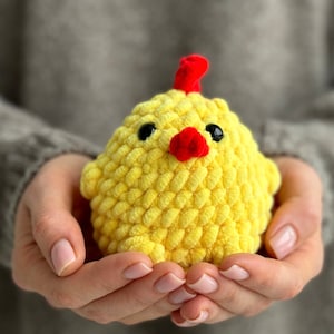 Charlie the Chick Crochet Pattern | Cute Chicken Plushie Pattern | Easy Amigurumi Chicken Crochet Pattern for Beginners | PDF Pattern only