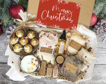 Christmas Self Care Gift Box – Handmade Spa Set, Soy Candle & Treats