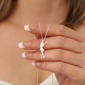 Druk je passie op het ijs uit met onze kunstschaatsketting! Speciaal ontwerp, schaatssieraden, cadeau voor kinderen, Moederdagketting