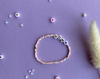 Pearl bracelet for moms; gift for moms, pearls, bracelet with heart, mom bracelet, colorful bracelet