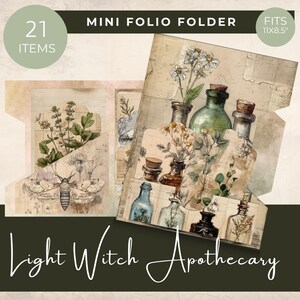Könnte beinhalten: Ein Mini-Folio-Ordner mit der Aufschrift Light Witch Apothecary und 21 Artikeln. Das Design zeigt Illustrationen im Vintage-Stil von Apothekerflaschen aus Glas, botanischen Pflanzen und einer Motte auf beigem Hintergrund, passend für 11x8,5 Zoll.