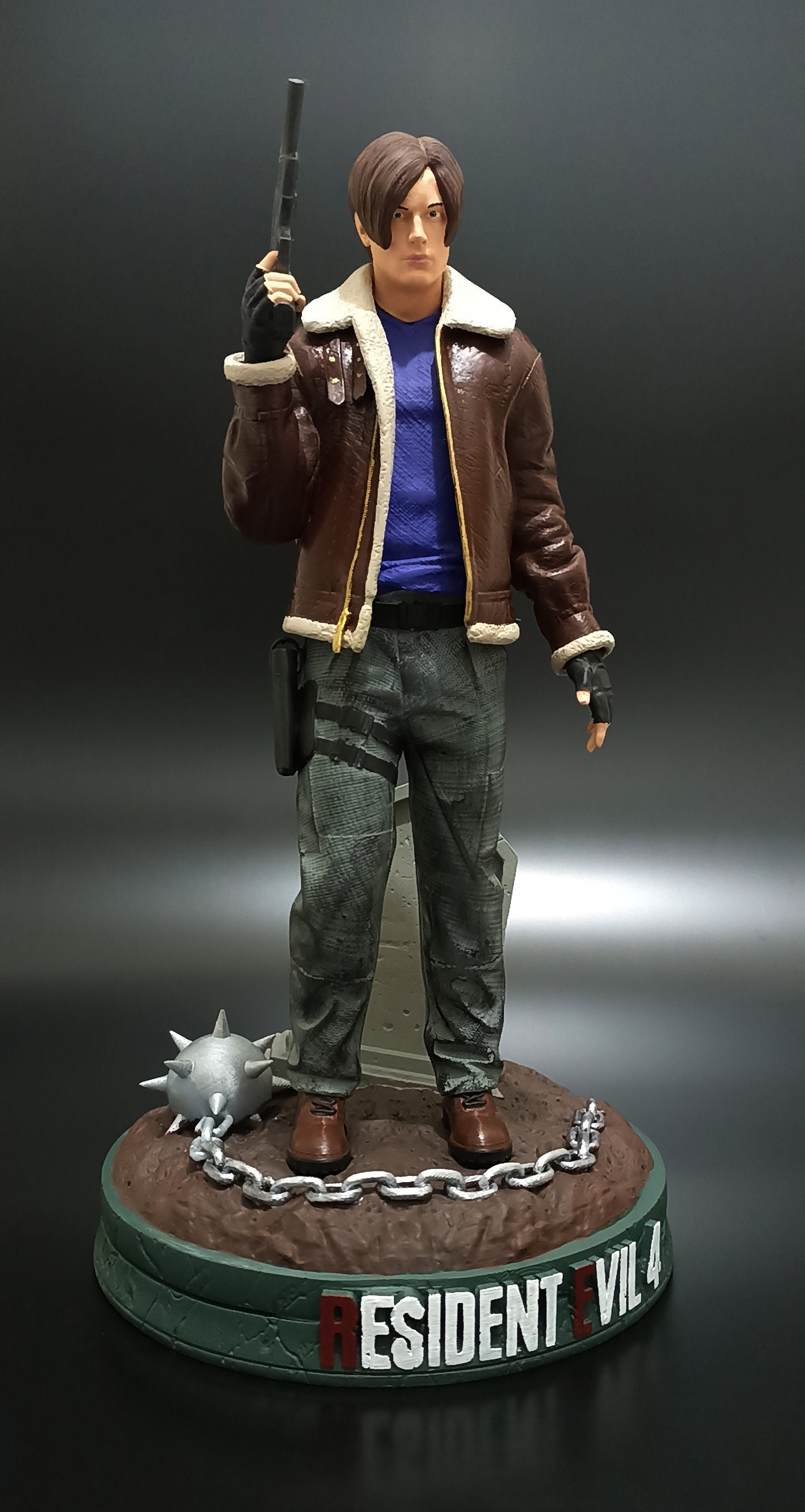 Leon Kennedy Resident Evil Statue Figure Etsy leon-kennedy-resident-evil-statue-figure-etsy