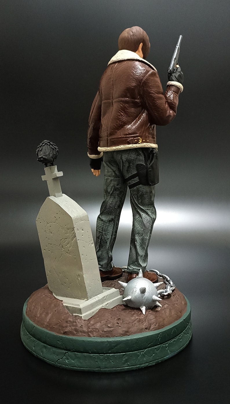 Figurine Resident Evil 6 - Leon Kennedy 24cm - Figurine de collection