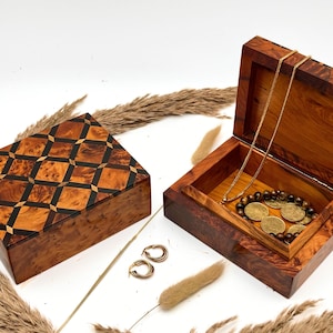 Scatola portagioie in legno Scatola decorativa per ufficio e soggiorno Scatola portaoggetti in legno Scatola souvenir regalo per gli amanti del legno