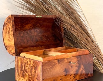 Große Holzkiste mit Schloss, Vintage-Holzkiste, Holz-Schmuckschatulle, dekorative Souvenir-Box, Schmuckaufbewahrung mit Fach