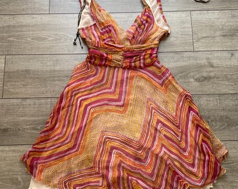 Vintage Karen Millen 100% Seide Zickzack-Chevron Cocktail-Minikleid — Größe M