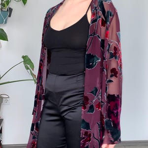 Chemisier cardigan vintage en velours bordeaux en soie et velours – taille XL