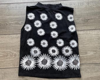 Vintage 90s Sunflower Daisy Mock Neck Top — Size M
