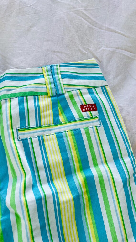 Y2K ミスシックスティ ストライプ カプリパンツ：ローライズ