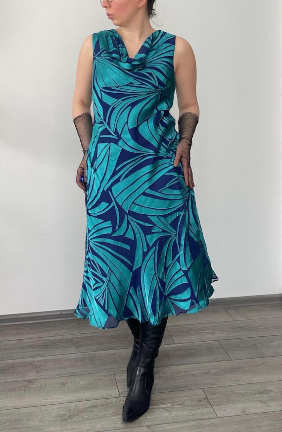 burnout silk dress LATE 1930'S STRIPED BURNOUT SILK VELVET DRESS W FULL SLEEVES