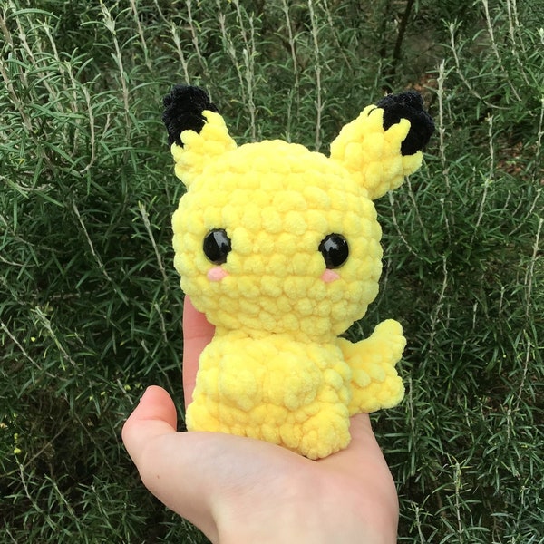 Peluche crochet pikachu amigurumi kawaii