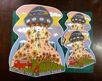 Custom Grateful Dead X Shroom Sagas abducting bears