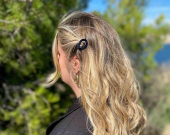 Chloé Haarspange in ovaler Form, handgefertigt in Frankreich, aus Zelluloseacetat, kleine Haarspange, Styling-Accessoire für dünnes und feines Haar, Damen