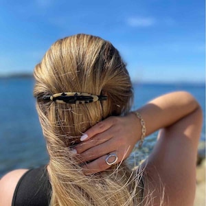 Spinka do włosów Zoé Tortoiseshell Barrette, owalna spinka do włosów z octanu celulozy, spinka do włosów w stylu French Half Up, formalny dodatek do włosów dla kobiet