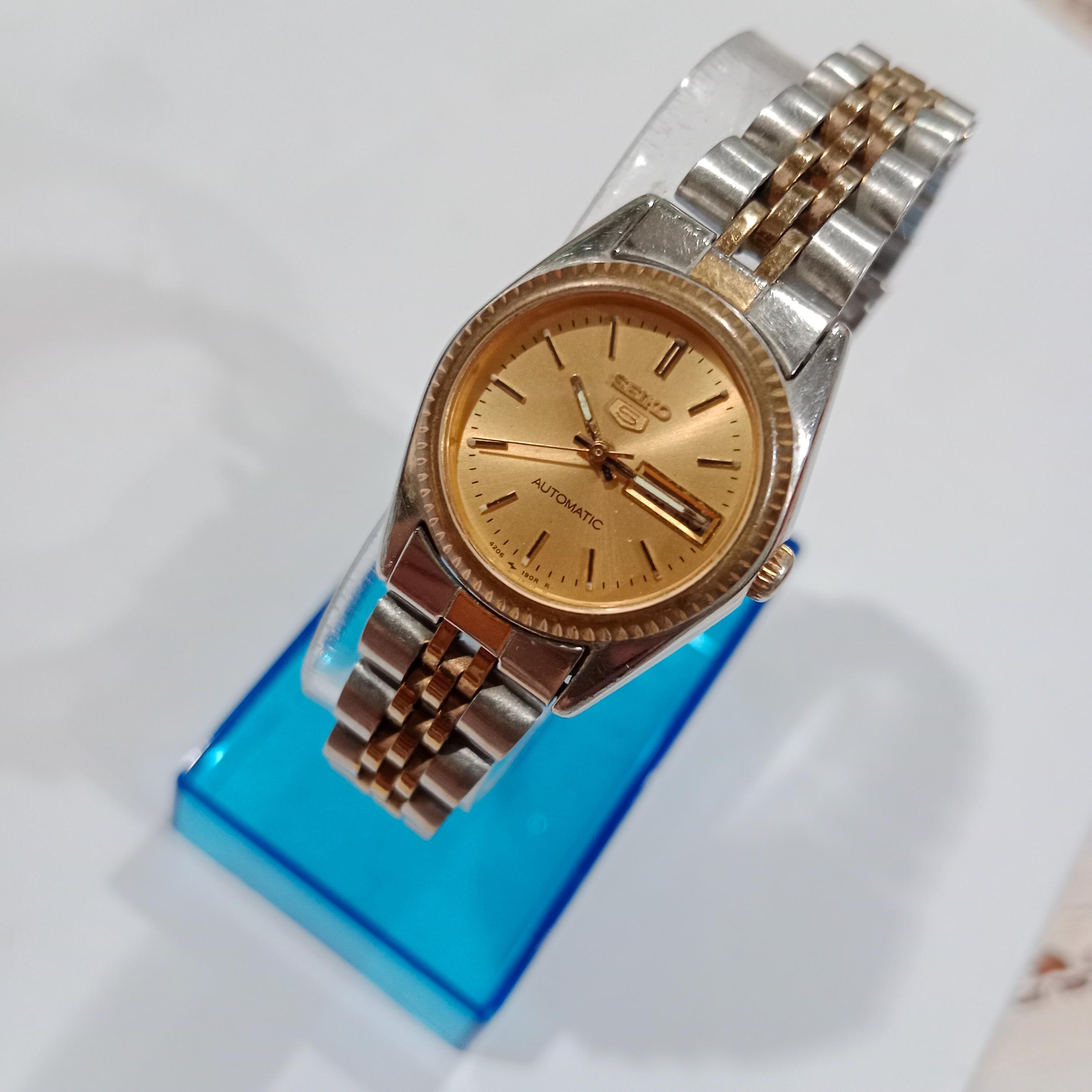 SEIKO✴️ルビー ヴィンテージ 華奢ウォッチ "稼働品" SEIKO - ヴィンテージ セイコー SEIKO ルビー オーバル レディース