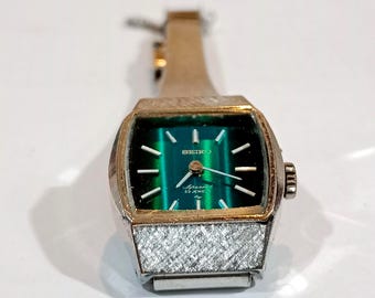 SEIKO VINTAGE エメラルドグリーン 手巻き レディース 腕時計 稼働