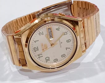 Classic man watch automatic gold plate case creame face Japan made