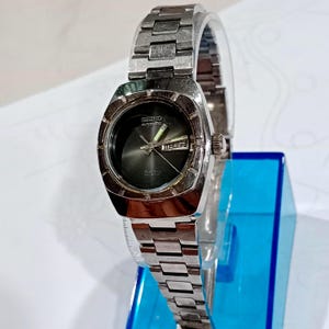 Vintage Seiko Hi-Beat Automatic Ladies Watch , Green Fume Dial, Day/Date, 70s Japanese JDM