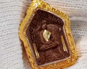 Chapado en oro Khun Phaen pandant Amuleto LP Maha Sila Blessed Thai Colgante,