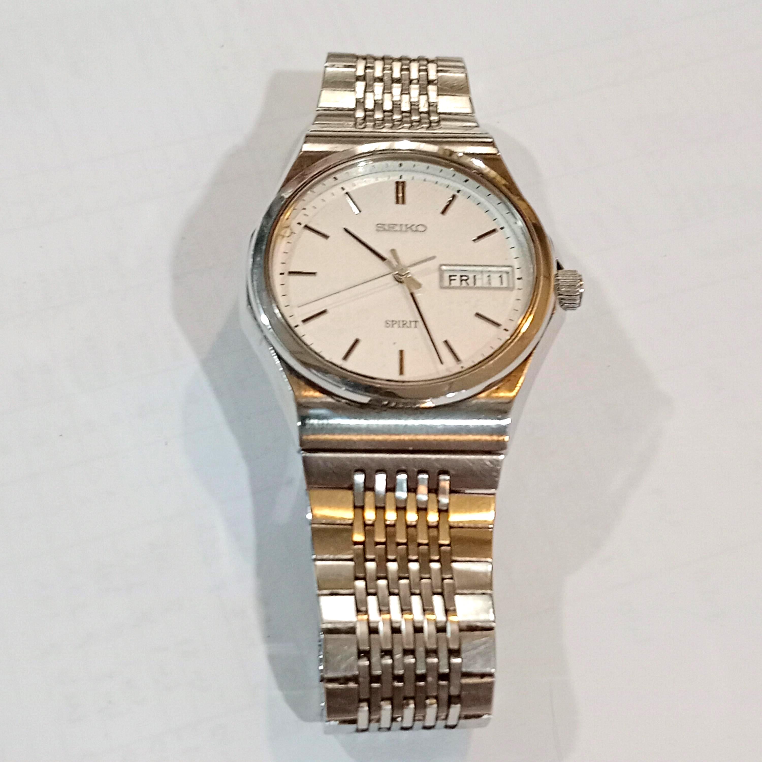 Vintage Men's Watch Seiko Spirit Quartz System - Day/date