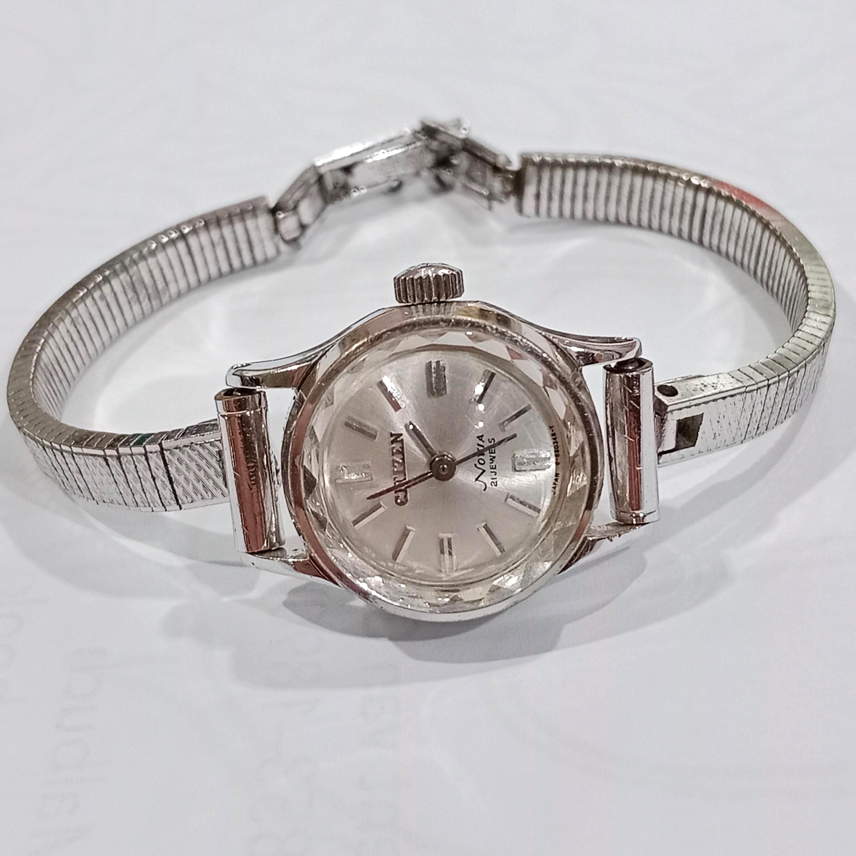 Citizen Ladies Watch Very Rare Vintage Two-Tone Case Gray Dial Silver Bracelet Shop Citizen Watches for Men and Women | Citizen Watch  main image 2