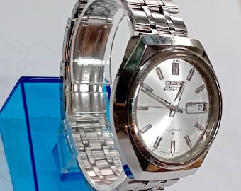 希少なセイコー5 アクタスSS Ref. 6106-8660、ヴィンテージの希少な